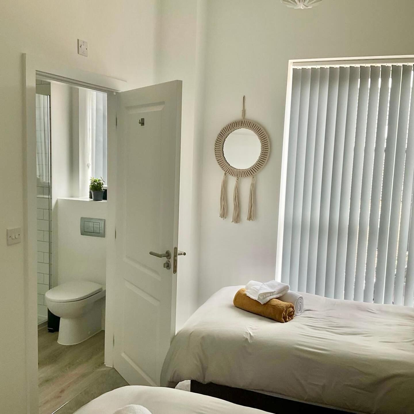 The Parkes A Stylish 3Br House, 5 Mins From Central Birmingham Close To The Edgbaston Stadium, The Hippodrome, Uob, Aston And Bcu, China Town, Kings Heath Bhx Airport And Much More Exteriér fotografie