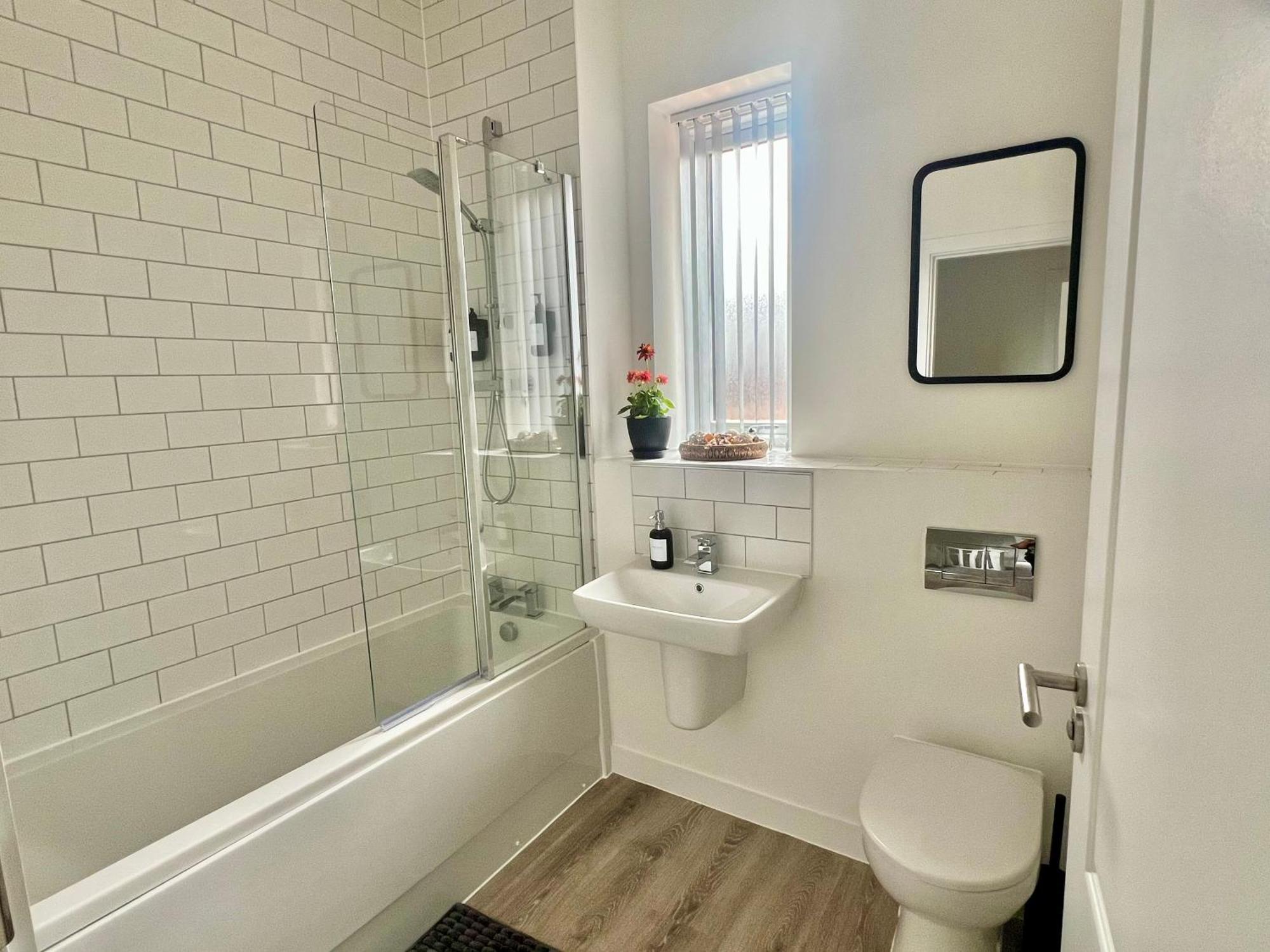 The Parkes A Stylish 3Br House, 5 Mins From Central Birmingham Close To The Edgbaston Stadium, The Hippodrome, Uob, Aston And Bcu, China Town, Kings Heath Bhx Airport And Much More Exteriér fotografie