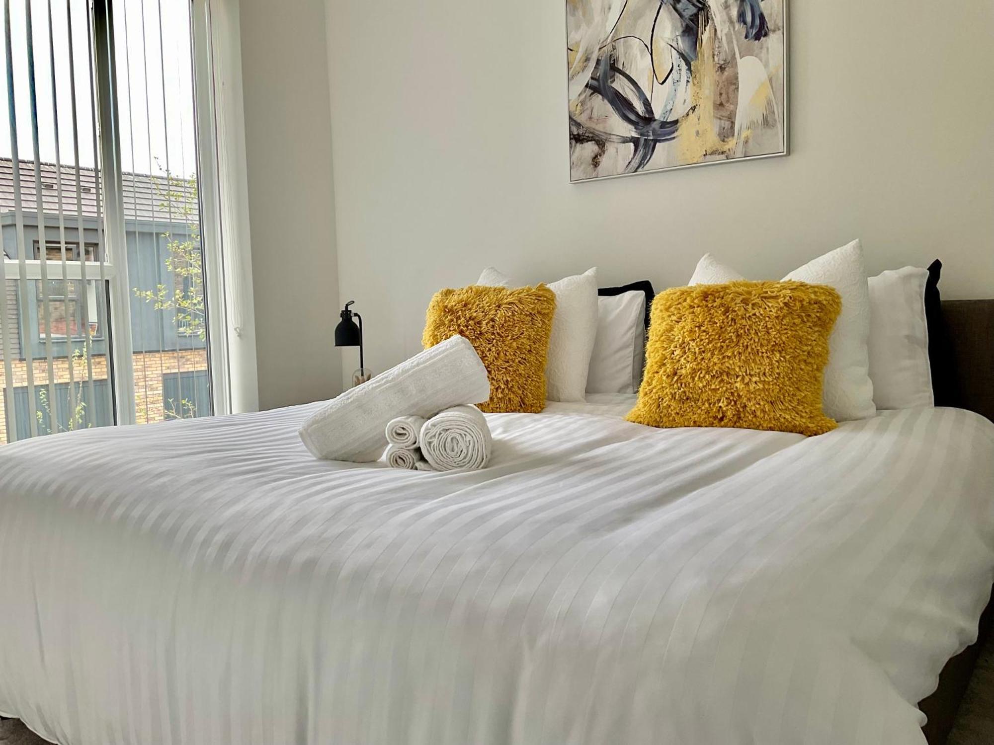 The Parkes A Stylish 3Br House, 5 Mins From Central Birmingham Close To The Edgbaston Stadium, The Hippodrome, Uob, Aston And Bcu, China Town, Kings Heath Bhx Airport And Much More Exteriér fotografie