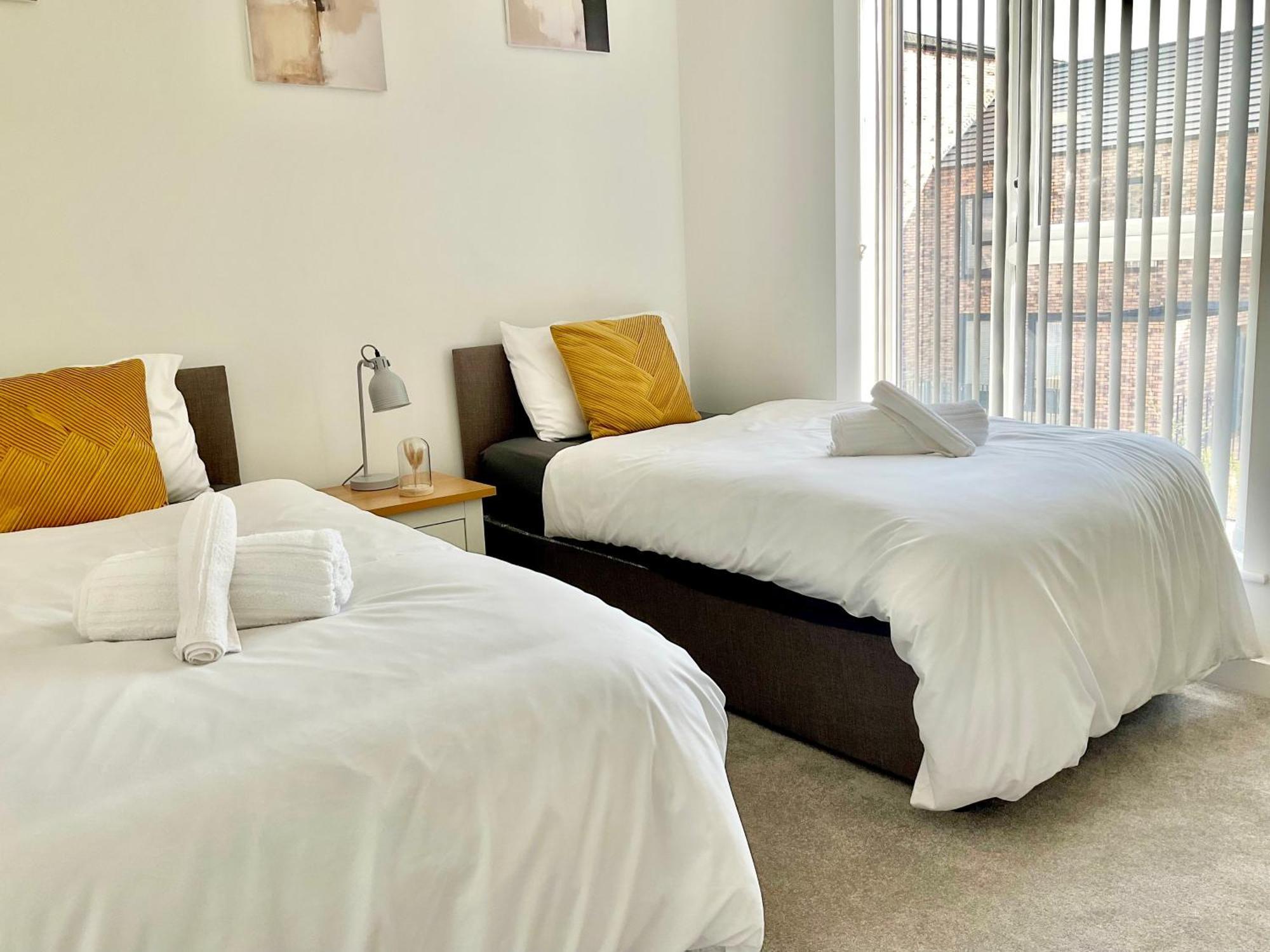 The Parkes A Stylish 3Br House, 5 Mins From Central Birmingham Close To The Edgbaston Stadium, The Hippodrome, Uob, Aston And Bcu, China Town, Kings Heath Bhx Airport And Much More Exteriér fotografie